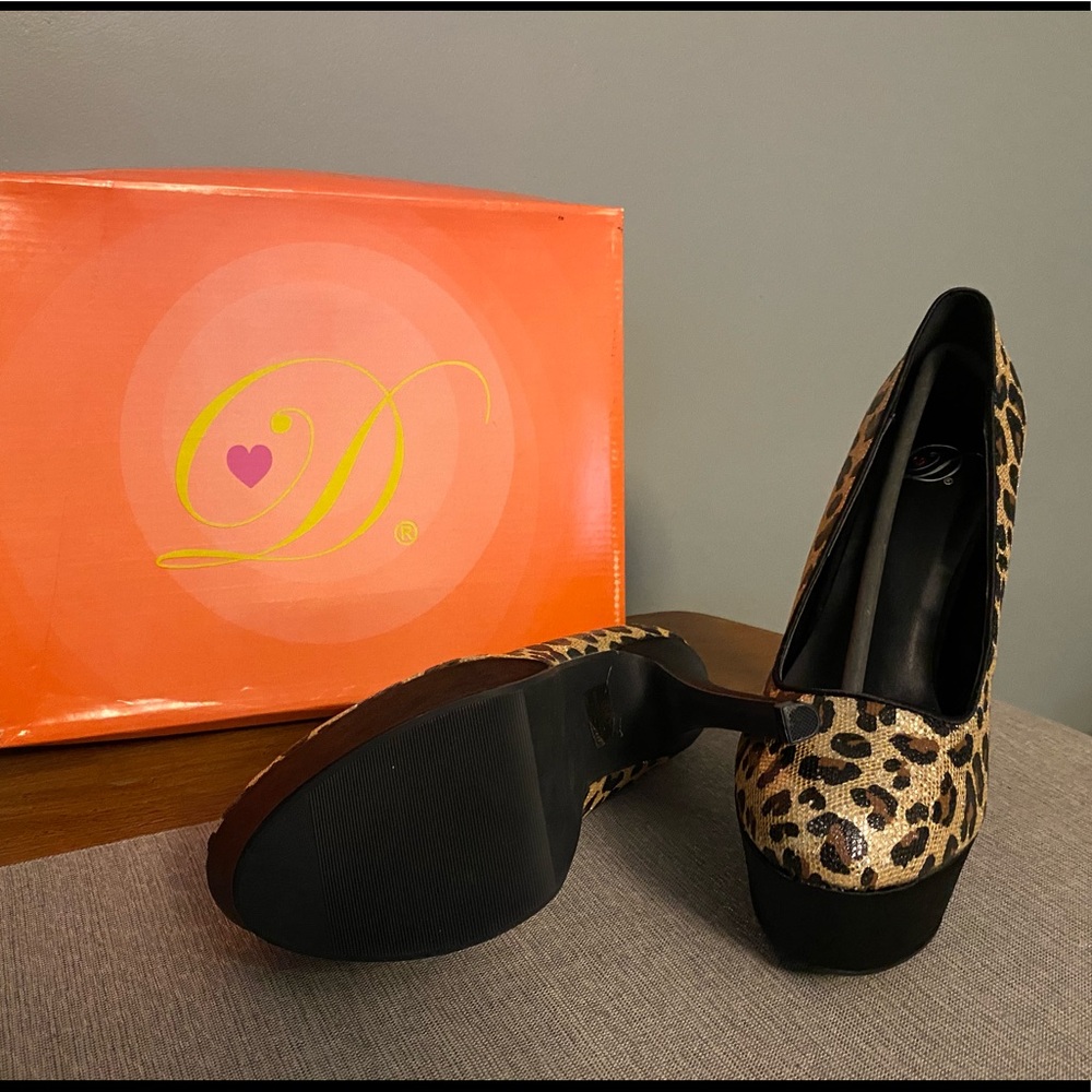 Leopard Heels - Picture 4 of 5